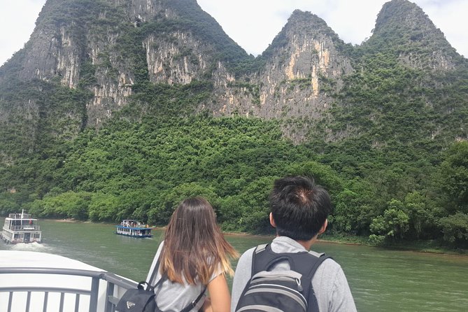 1-day Guilin Li River Cruise and Yangshuo Sightseeing Private Tour - West Street and Yangshuo Park: quick rhythm, good variety