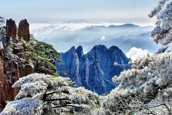 1-Day Mt. Huangshan Tour with Optional Hongcun & Xidi Village - Shixin Peak to Bi Sheng Hua: granite drama and calligraphy rock