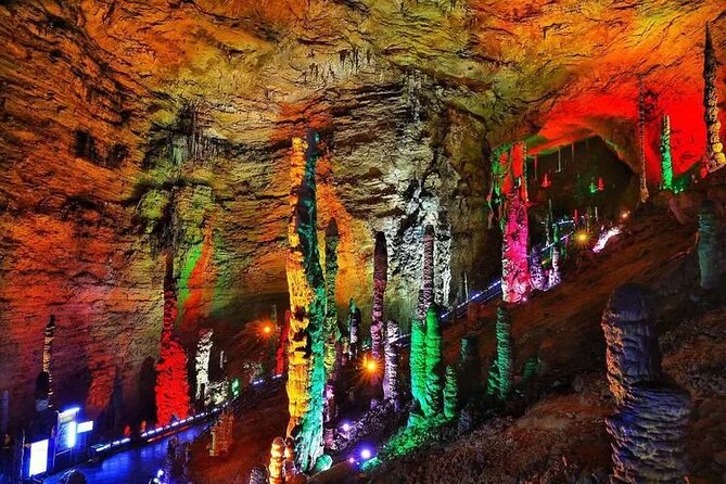 1-Day Private Tour to Glass Bridge & Yellow Dragon Cave - How this Glass Bridge and Yellow Dragon Cave day really feels