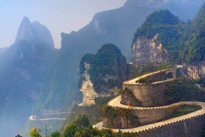 1-Day Private Tour to Tianmen Mountain & Glass Walk & Night Light - What to wear and bring for Tianmen Mountain day or night