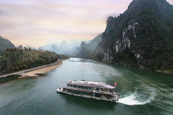 1-Day tour of Guilin-LiRiver cruise-Yangshuo Xianggong hill - The 4-Star Li River Cruise That Feels Like the Main Event