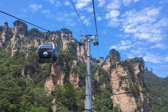 1-Day Zhangjiajie National Forest Park(Avatar) and Tianmen Mountain Private Tour - Bailong Elevator: a time-saver that links your two halves