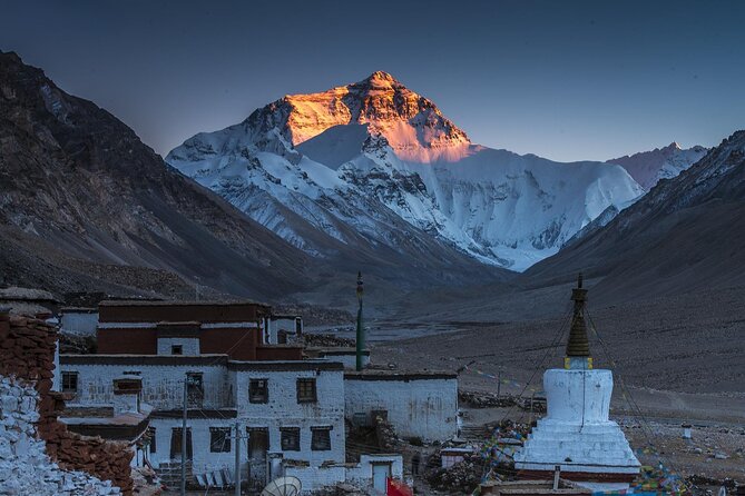 15 Days Mt Everest and Mt Kailash Kora Pilgrimage Group Tour - Kailash Kora Trek: Eco-Bus, Porters and Yaks, and the Dromala Pass Challenge