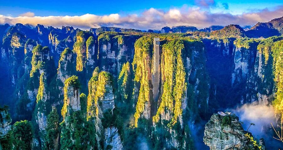 2-Day Avatar Mountain, Glass Bridge, and Mt. Tianmen Tour - Day 1 Inside Zhangjiajie Forest Park, Bailong Elevator to Avatar Peaks