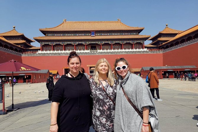 2-Day Private Beijing Tour with Forbidden City and Great Wall - Night plan: Peking duck plus kung fu show or acrobatics