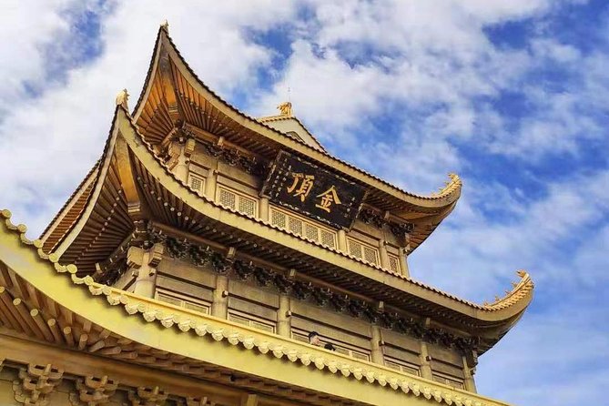 2-Day Private Tour of Leshan Grand Buddha and Emei Shan including Monastery Stay - What the $513.99 per person price is buying you