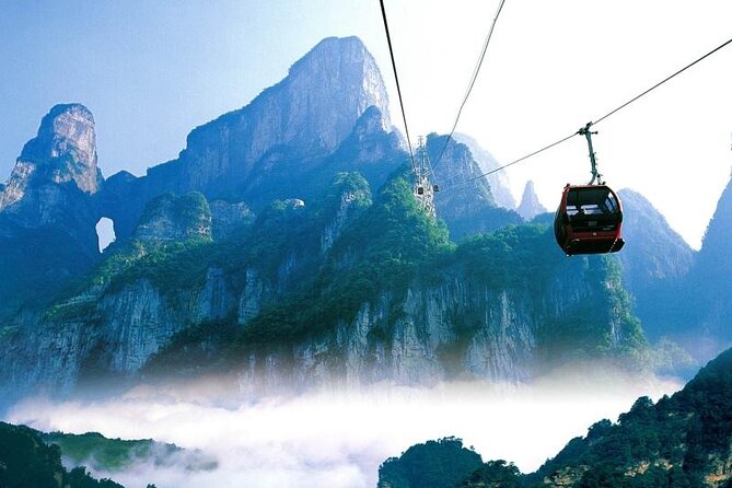 2-Day Private Tour to Mt.AVATAR & Glass Bridge & Mt.Tianmen - Tianzi Mountain: mist, sun-weather drama, and big viewpoint time