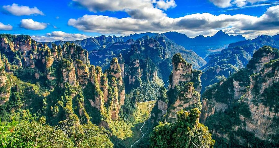 2-Day Private Zhangjiajie Tour Avatar Mountain, Glass Bridge - Private vs Small Group: Which Fit Makes Sense for Your Style