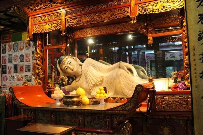2-Day Shanghai Highlight Tour Combo Package - Meals and water: the part that can surprise you