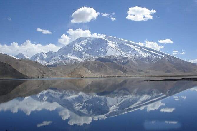 2 Day Tour to Tashkorgan with Baisha Lake and Karakul Lake - Day 2: Tashkurgan Fort, stone walls that outlast fashion