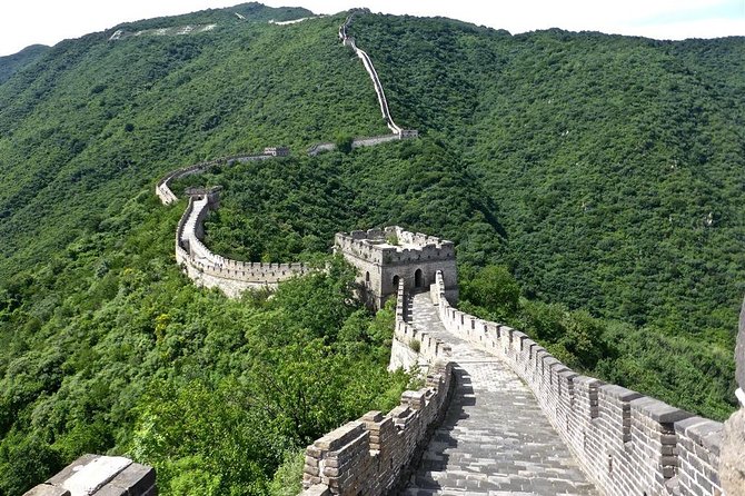 2 Days Beijing Group Tour Including Great Wall And Forbidden city - The big idea: see Beijing’s imperial core, then hit the wall