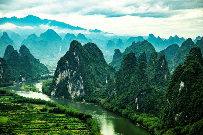 3 Days Classic Guilin Tour with 3 star seats for Li River Cruise - Day 1: Elephant Trunk Hill, Fubo Hill, Reed Flute Cave, Seven Star Park
