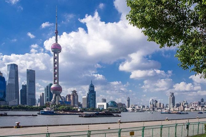 3-Hour Private Tour to Jewish Ghetto and Shanghai Bund - Who should book this tour (and who might not)