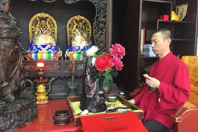 3-Hour Private Walking Tour including Monk Blessing Ceremony at Lama Temple - Key highlights to know before you go