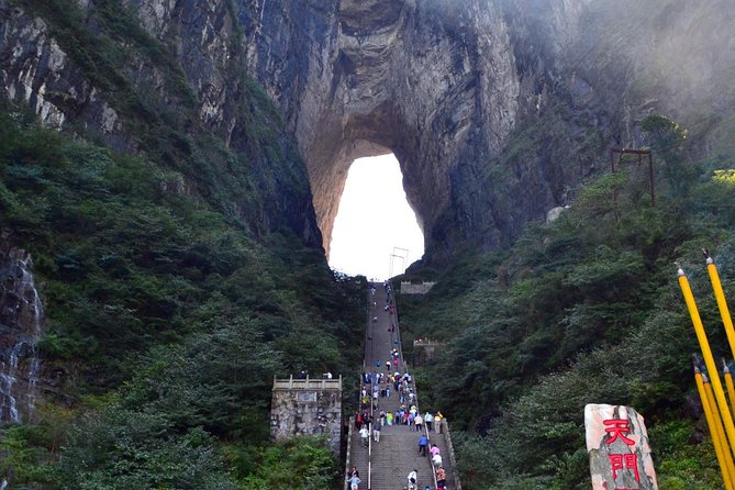 4-Day Zhangjiajie Tour to All Highlight Attractions with VIP Lift - Price and logistics: where the value is, and where you should expect extras