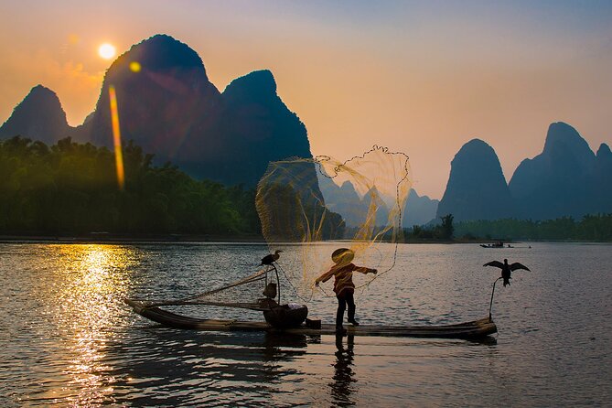 4 Days Guilin Essence and Yangshuo Countryside Tour - Day 3 in Yangshuo: a flexible day for Moon Hill, the Big Banian Tree, and tea breaks