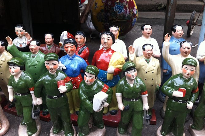 4-Hour Private Shanghai Art and History Tour - M50 Creative Park: the converted-factory art district part