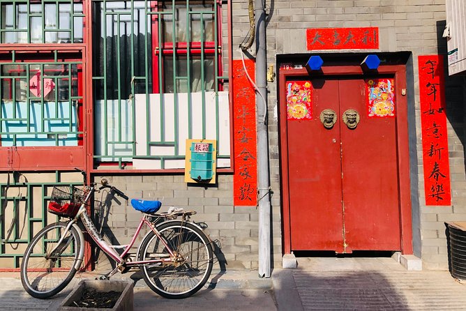 4-Hour Private Tour of Calligraphy Class, Hutong and Dumplings - Dumplings and Beijing-style noodles, plus tea for the finishing touch