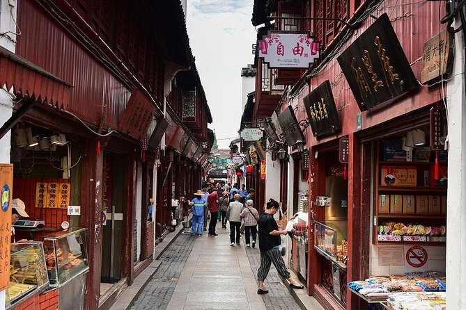 4-Hour Qibao Ancient Water Town Private Tour with Metro Experience - Price and value: why $93 can feel reasonable for a short, guided half-day