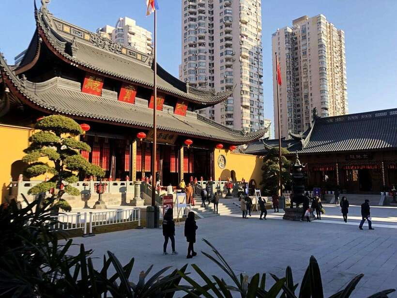 4-Hour Shanghai City Private Tour by German-Speaking Guide - Price and logistics: is $91 worth it?