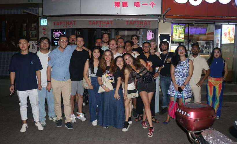4-Hour Shanghai Pub Crawl (bars & nightclub hopping) - A 4-hour route that makes Shanghai nightlife feel doable