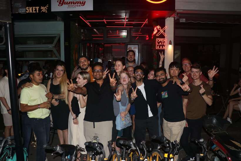 4-Hour Shanghai Pub Crawl (bars & nightclub hopping) - Stop by stop itinerary: what each hour is really for