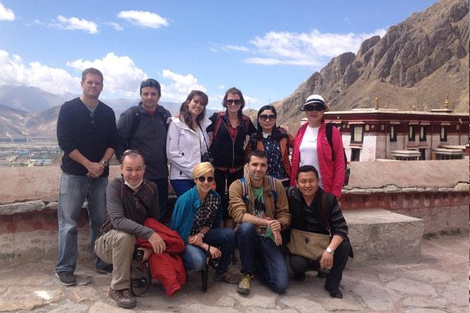 6 Days Central Tibet Culture Small Group Tour - Namtso Lake and the Everest Base Camp Echo bus, what’s actually included