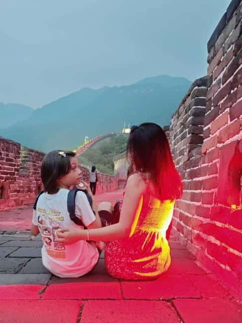 Afternoon Sightseeing Bus Guided Tour to Mutianyu Great Wall - Why Mutianyu at a later hour feels easier