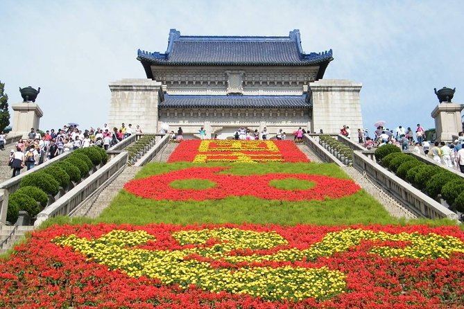 All Inclusive Amazing Nanjing City Highlights Private Day Tour - Sun Yatsen Mausoleum: a strong start with big symbolism
