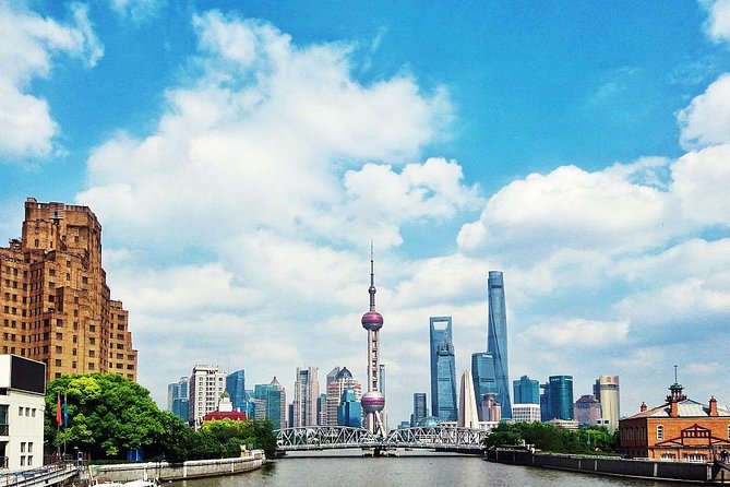 All-inclusive Customized Shanghai Layover Tour - The Bund waterfront in 40 minutes: big skyline, compact timing