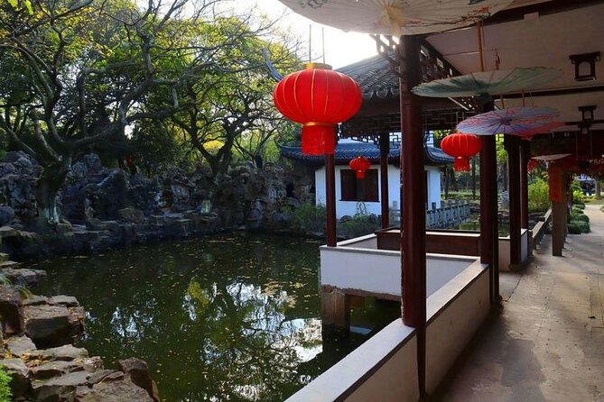 All-inclusive Half-day Private Tour To Zhujiajiao Water Town - The traditional family garden: where old lifestyle shows up quietly