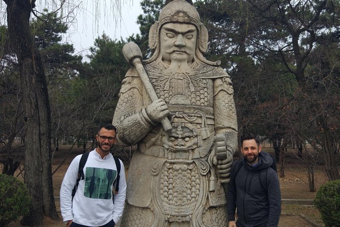 All-Inclusive Private Day Trip to Ming Tombs and Great Wall at Mutianyu - Lunch included: fuel without breaking the schedule