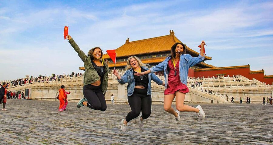 All-Inclusive Tour: Tiananmen Sq, Forbidden City, Great Wall - What you get after the wall: the tea break and culture talk