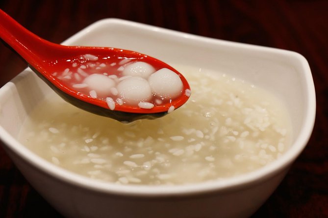 Authentic Local Food Tour in Central Shanghai - People’s Square Stop 3: Real Shanghainese Favorites