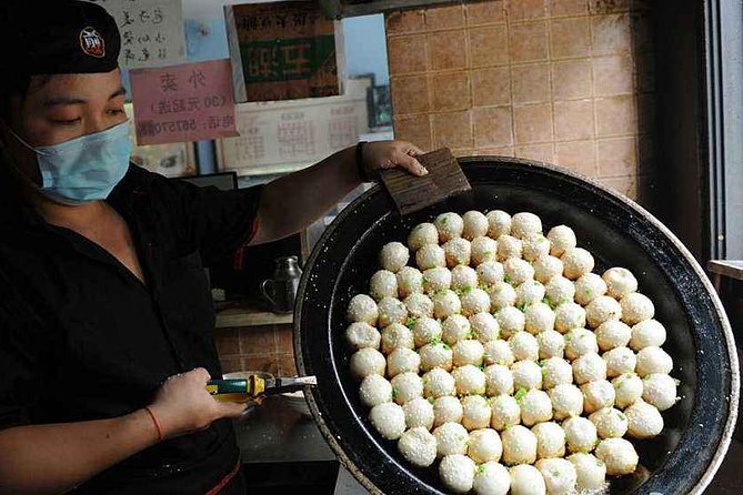 Authentic Local Food Tour in Central Shanghai - Practical Tips So You Enjoy It More Than You Stress