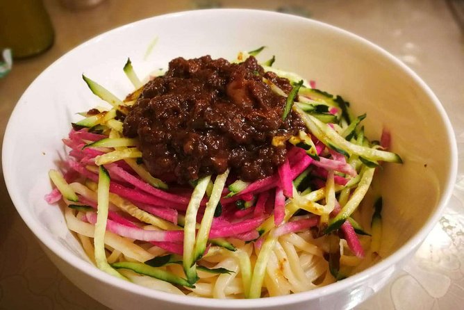 Authentic Old Beijing Hutong Food and Beer Private Tour - Private Guide Benefits You Can Feel in the Streets