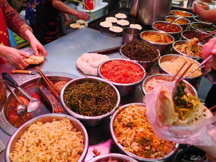 Authentic Old Xi'an Back Alley Food Tour - Yongxingfang: Beer, Dessert, and the Start of the Full Meal