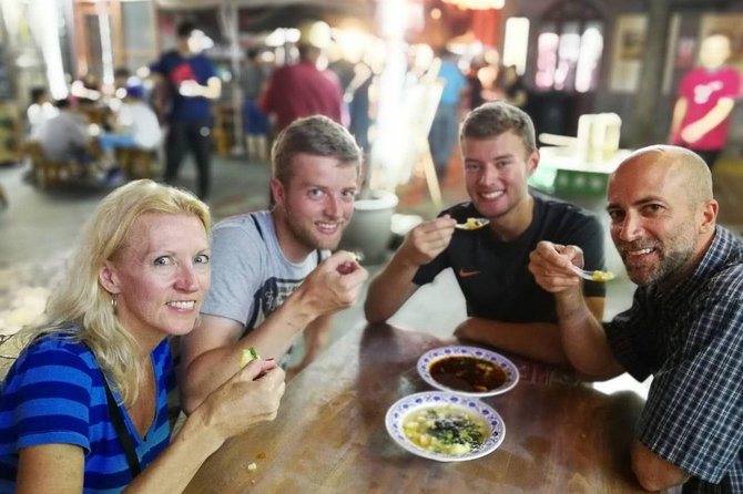 Authentic Old Xi'an Back Alley Food Tour - Meeting at Hilton Xian and Reaching the Night Food Zone Fast
