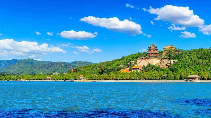 Beijing 2-Day Highlights including Great Wall with Options - Hutongs: The Beijing Life Layer You’ll Remember