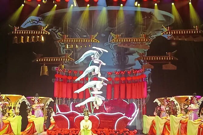 Beijing Acrobatic Show in Red Theater with Guide and Transfer - Hotel pickup and transfer: why this package is worth it