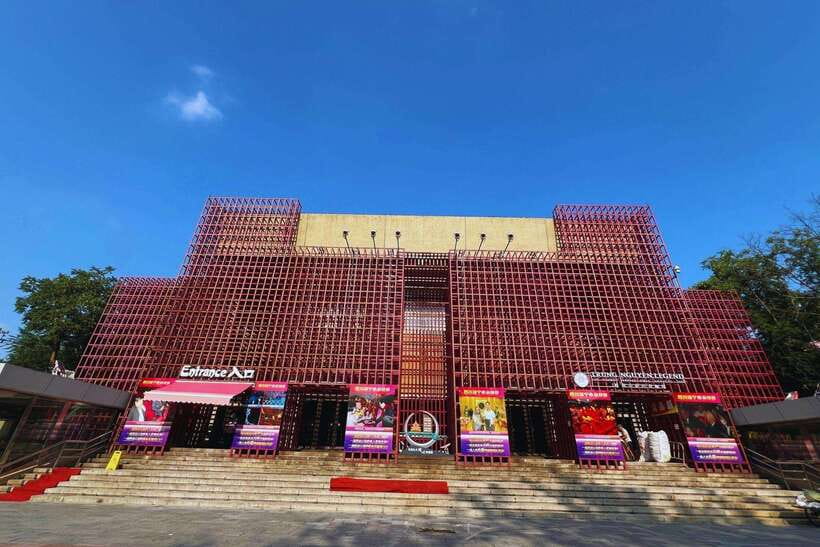 Beijing: Acrobatic Show Tickets Traditional & Modern Fusion - The 1-Hour Flow: What You’ll Experience From Entry to Exit