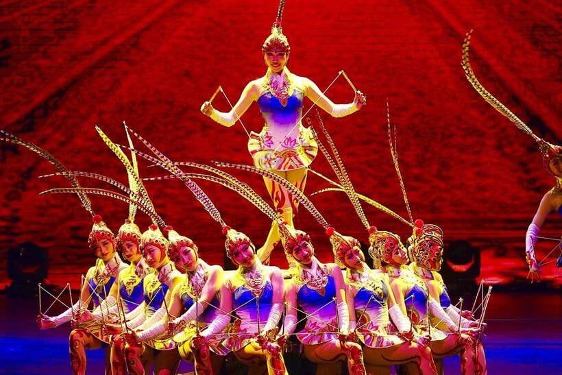 Beijing: Acrobatic Show Tickets Traditional & Modern Fusion - Music, Lights, and Why Your Row Changes the Feeling