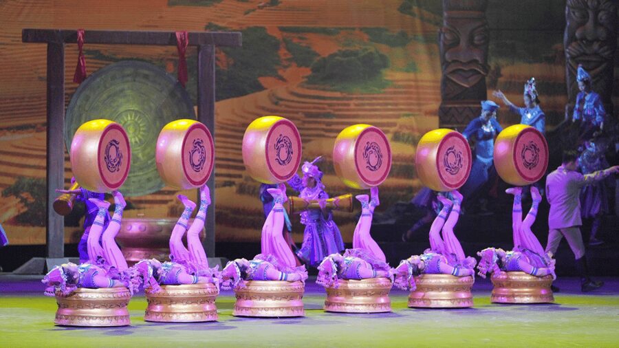 Beijing: Acrobatic Show Tickets Traditional & Modern Fusion - English PDF Guidebook: Helpful, Not Required