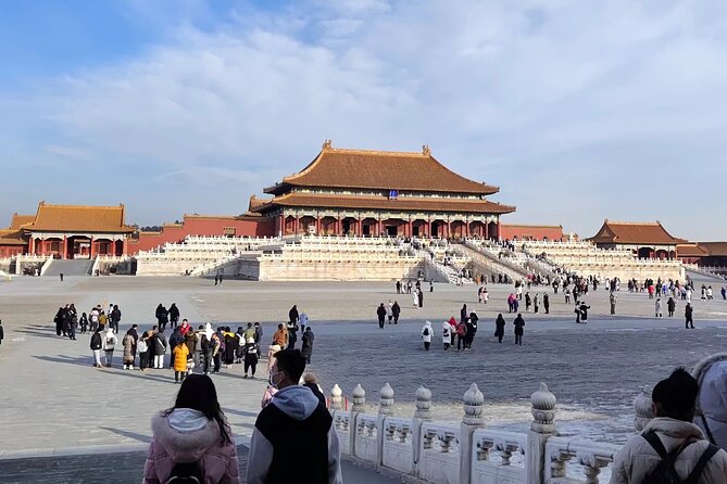 Beijing Airport Layover Forbidden city Great Wall Private Tour - Lunch and the small comfort details that make the day easier