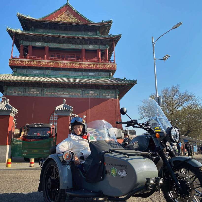 Beijing:Ancient & Modern City Tour by Sidecar(Day/Night) - Private and English-friendly: how the guide shapes the trip