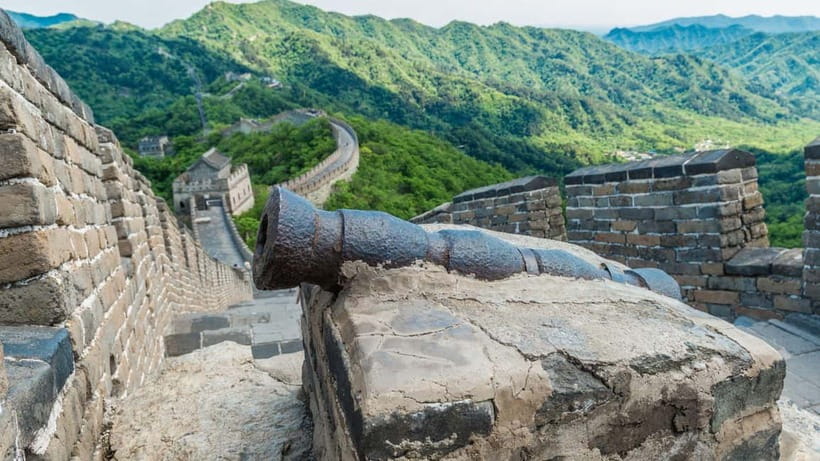 Beijing: Badaling Great Wall Ticket with Day & Night Options - Private day and night tour with transport: for families and small groups