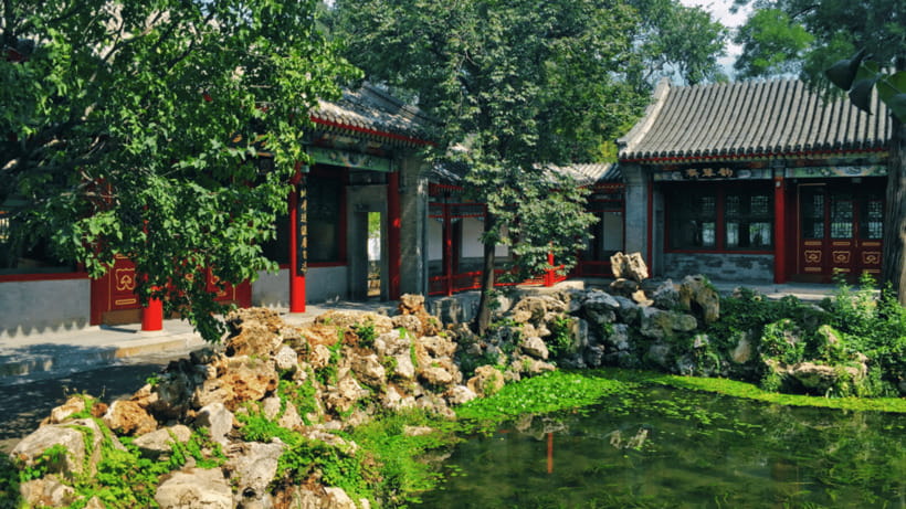 Beijing: Beihai park e-ticket entry - Beihai Park in real terms: 69 hectares, half lake, and timeless structure
