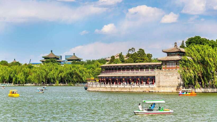Beijing: Beihai Park Entry Ticket & English PDF Guidebook - White Dagoba on Jade Island, the photo moment you’ll plan for