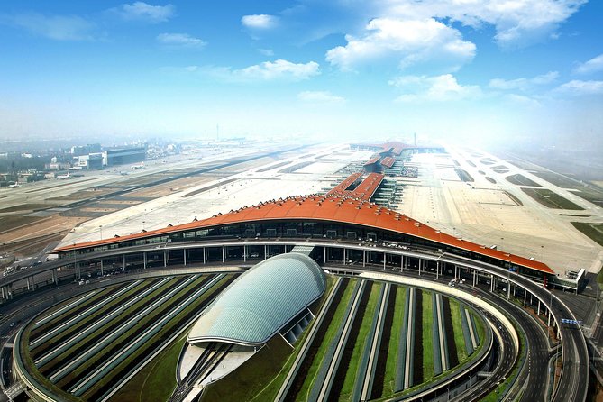 Beijing Capital International Airport Transfer: Airport (PEK) to Hotel Roundtrip - The Drive Into Beijing: Comfort, Timing, and Small Extras That Help