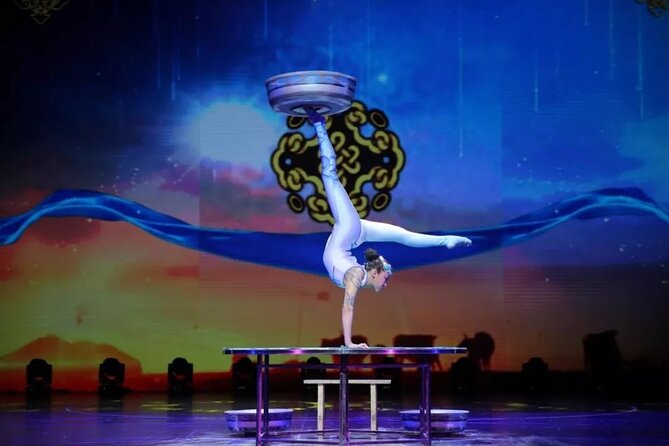 Beijing Evening Acrobat Show In Red Theater With Private Transfer - How the “no speaking” format works, and how to enjoy it